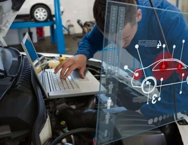 Diagnostics on a hybrid car